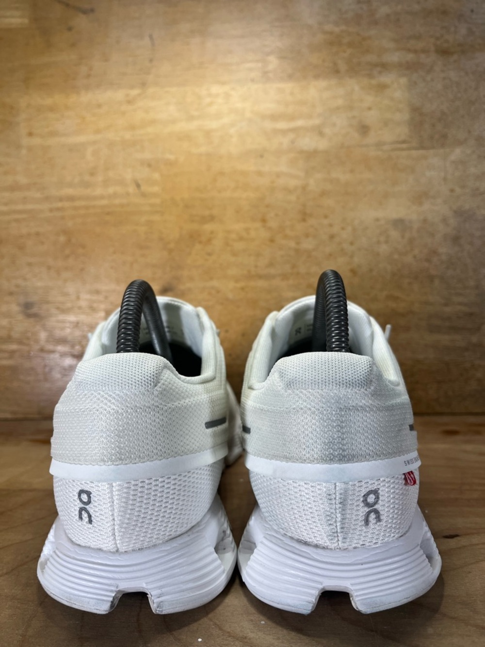 On Cloud 5 REFLECTIVE LIGHTWEIGHT Womens Size 9 Running Shoes Sneakers White - Picture 7 of 15